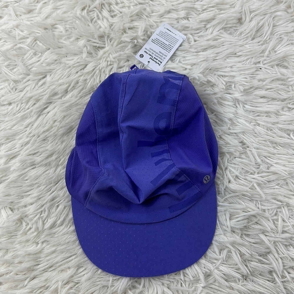 NWT Lululemon Run and Train Hat